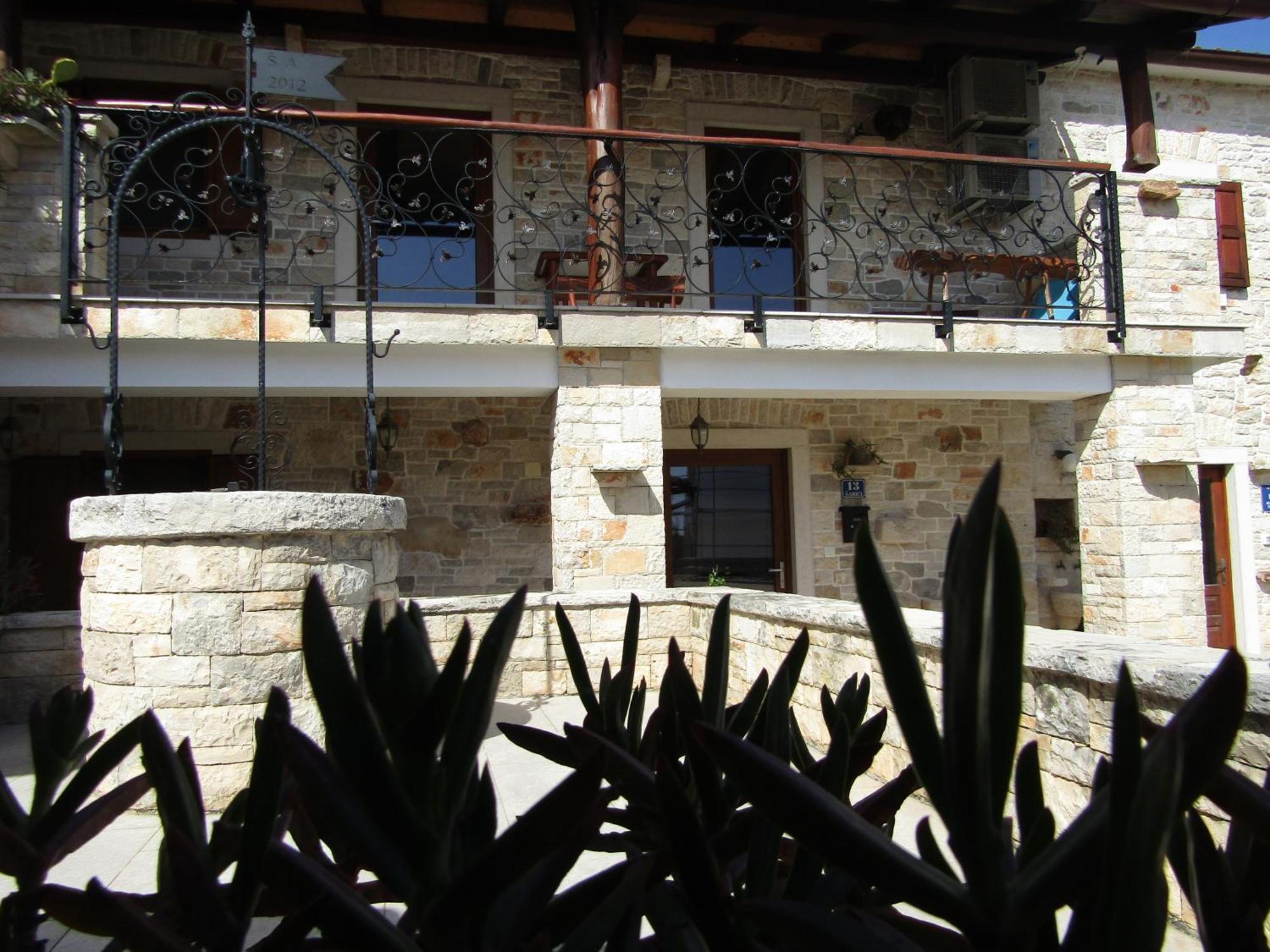 Villa Sartori Sarići Exterior foto